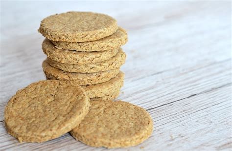 Oatcakes - Baking with Granny