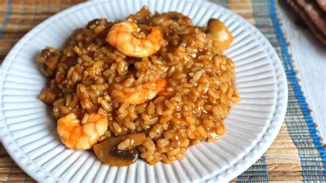 Arroz meloso de langostinos y champiñones Receta fácil y rápida Anna