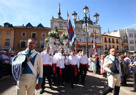 Arganza Har La Ofrenda A La Virgen De La Encina En El D A Del Bierzo Y