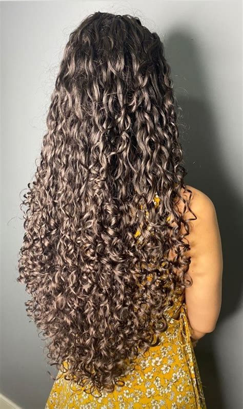 Cabelo Grande E Cacheado