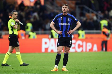 Wolfsburg Interested In Signing Robin Gosens From Inter Milan Get