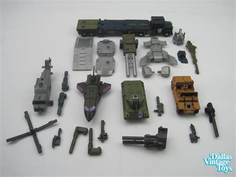 1986 Hasbro Transformers G1 Combaticons Combiner Bruticus (1G)