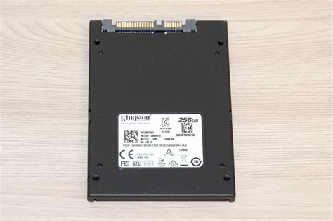 Ssd Kingston Kc Sata Iii Nand D Tlc Skc G