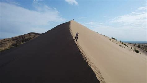 "Barchan Dune" Images – Browse 2,680 Stock Photos, Vectors, and Video | Adobe Stock