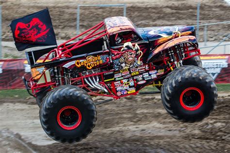 Monster Jam New Weston Ohio 2013 Sportsandmore Big Monster Trucks