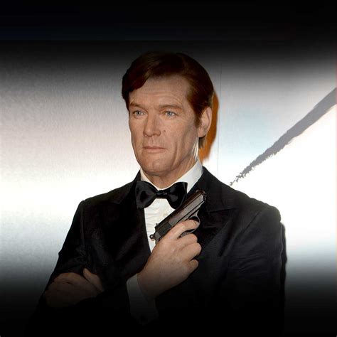 Roger Moore - Age, Bio, Birthday, Family, Net Worth | National Today