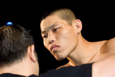 Li Jingliang faces Alex Oliveira in Florida | Asian MMA