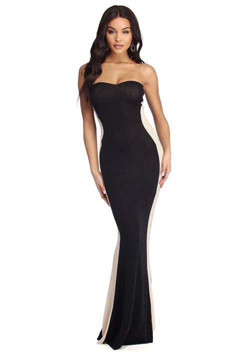 Bianca Woman Of The Hourglass Dress In 2020 Hourglass Dress Illusion Dress Black Prom Dresses