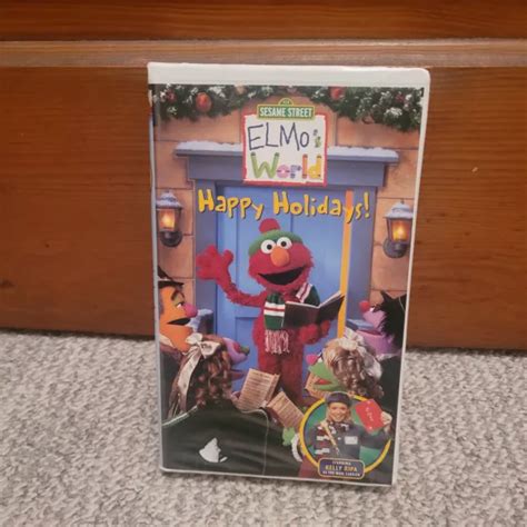 ELMO'S WORLD - Happy Holidays VHS 2002 Sesame Street Kelly Ripa ...