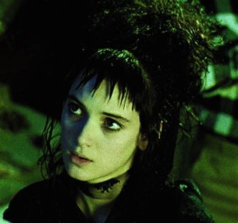 Winona Ryder - Beetlejuice (1988) | Beetlejuice, Tim burton ...