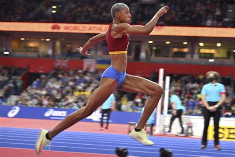 La Atleta Venezolana Yulimar Rojas Rompe R Cord Mundial De Salto Triple