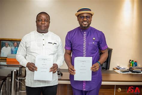 Abeiku Santana Unveiled As Brand Ambassador For Adom Group Of Companies The Business