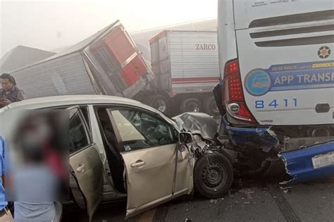 Choque Múltiple En Carretera A San Luis Potosí A Matehuala