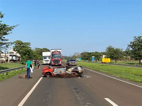 Informa Mais Manifestantes Voltam A Fechar Rodovia Em Santa F Do Sul