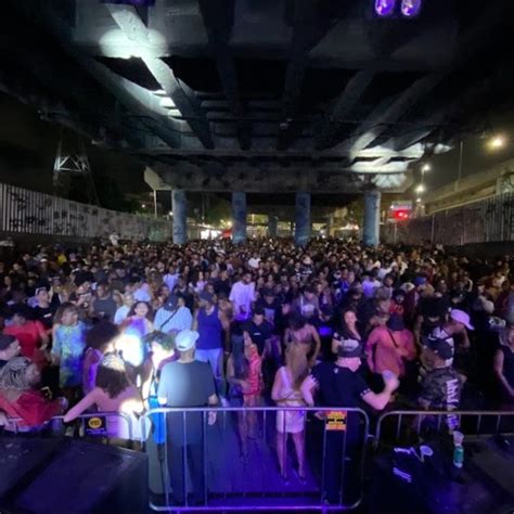 Baile De Charme Do Viaduto De Madureira Rj Comemora Anivers Rio De