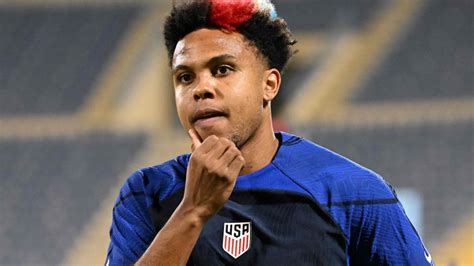 Mckennie Debuts Red White And Blue Hair For Usmnt At World Cup