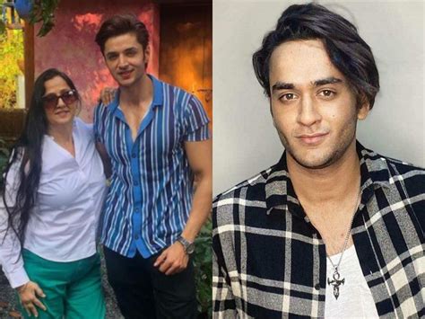 Vikas Brother Mother Goa Vacation Vikas Gupta S Mother And Brother