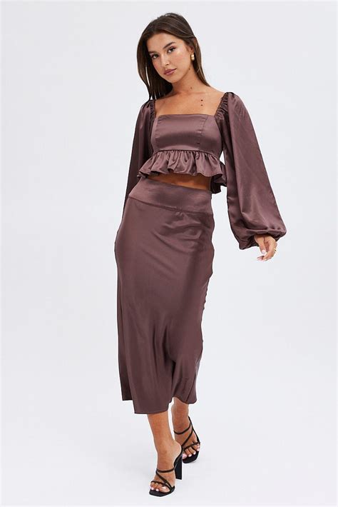 Brown Crop Top Long Sleeve Square Neck Frill Hem Satin Ally Fashion