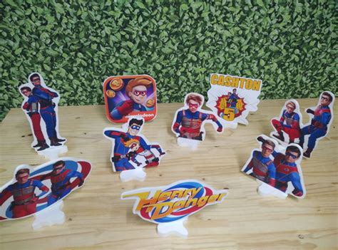 Henry Danger Kit De Mesa Displays 9 Peças Pronta Entrega Elo7