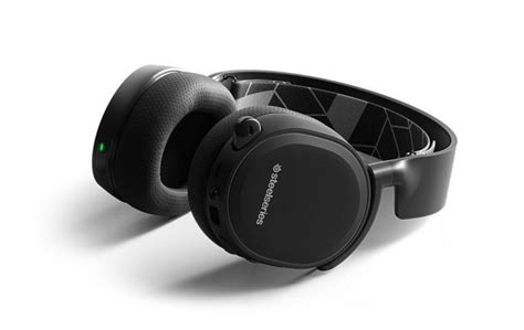 SteelSeries Arctis 3 With Wired Bluetooth Audio Gets 2019 Upgrades