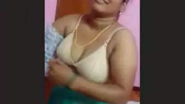 Cute Telugu Girl Priya Changing Her Dress After Bath Porn Indian Film