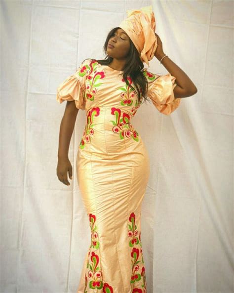 Pin by Merry Loum on Sénégalaise African dress Fashion Dresses