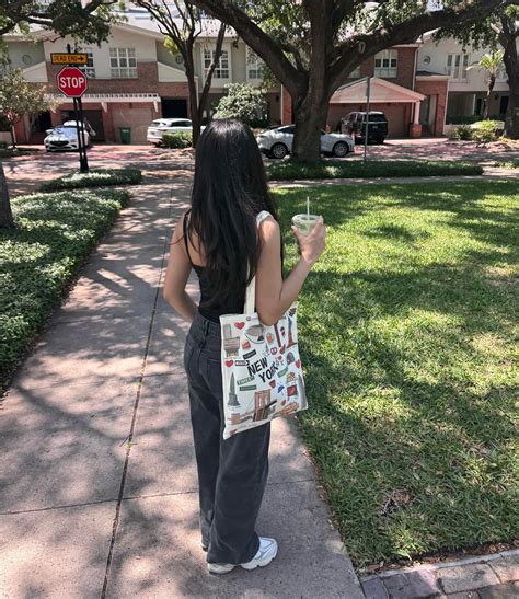 Aylin Perez - Aylin Perez added a new photo.