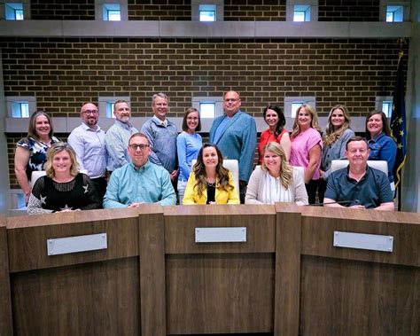 Brownsburg... - Brownsburg Community School Corporation