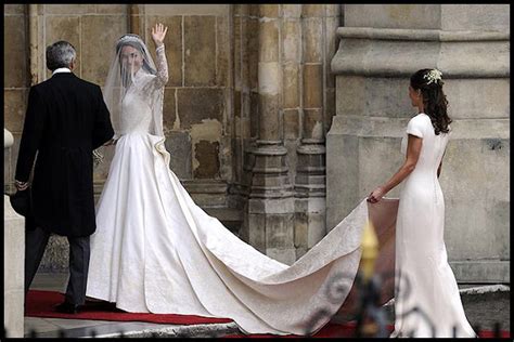 Princess Kate Middleton Wedding Dress