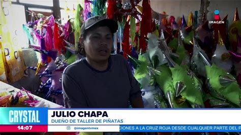 Migrantes venezolanos se dedican a fabricar piñatas navideñas YouTube