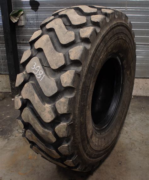 20 5R25 USED MICHELIN XHA2 186A2 L 3 TL 33MM 99 NO REP 3981 Heuver