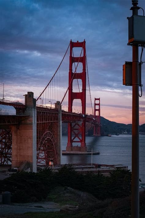 Golden Gate Bridge At Dusk · Free Stock Photo