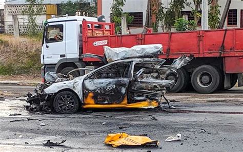 Accidente Masivo Con Incendio Deja Al Menos Un Muerto En La Habana