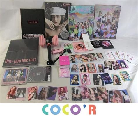 【やや傷や汚れあり】【同梱可】中古品 韓流 Twice Black Pink 他 Fancy You Cd トレカ 15枚 等 グッズセットの