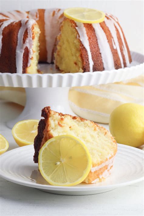 Italian Lemon Pound Cake