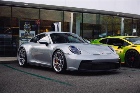 992 GT3 wears Dolomite Silver so well! : r/Porsche