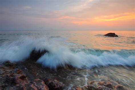 Seashore Nature Hd 4k Clouds Dusk Evening Sky Sunset Water