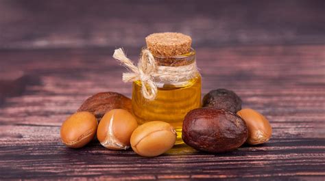 Argan Yağı Faydaları Nedir Nasıl Kullanılır Bade Natural