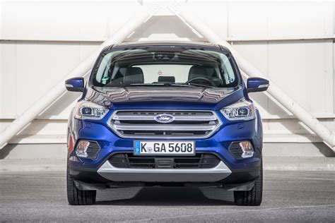 Ford Kuga Review 2017 This Mid Range Suv Is Filled With Tech