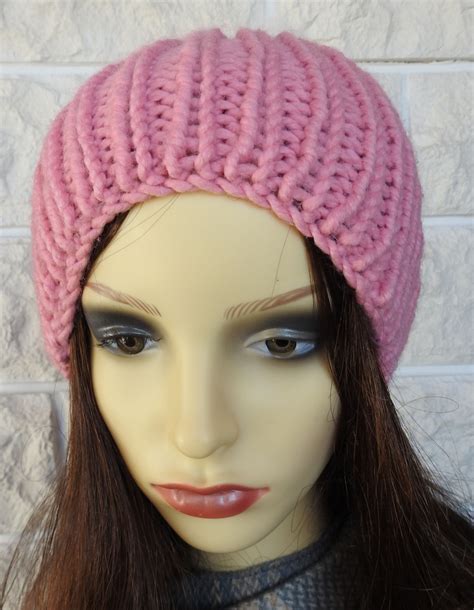 Knitted Womens Pink Winter Pompom Hat Free Shipping