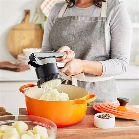 OXO Good Grips Adjustable Potato Ricer Sur La Table