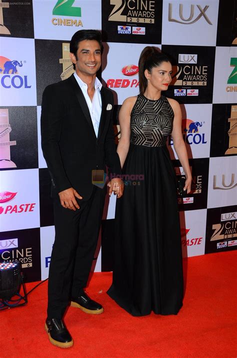 Ankita Lokhande Sushant Singh Rajput At Zee Cine Awards On Th