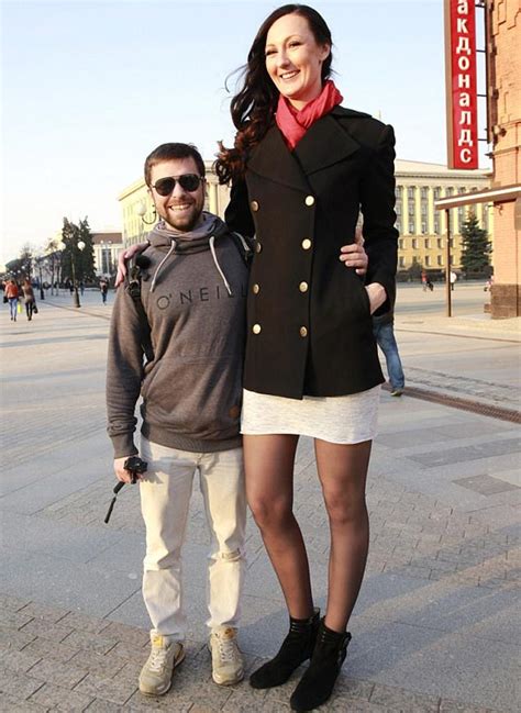 The Tallest Professional Model With The Longest Long Legs In The World