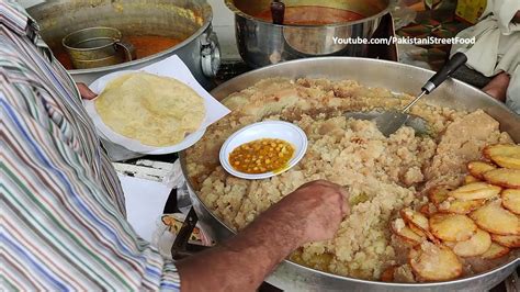 70 Years Old Halwa Puri Shop Best Halwa Puri In Lahore Walled City