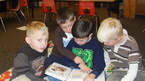 mrs. greenleaf's class: Sharing Books