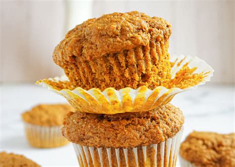 Liv's Pumpkin Flax Muffins - Liv's Little Muffins