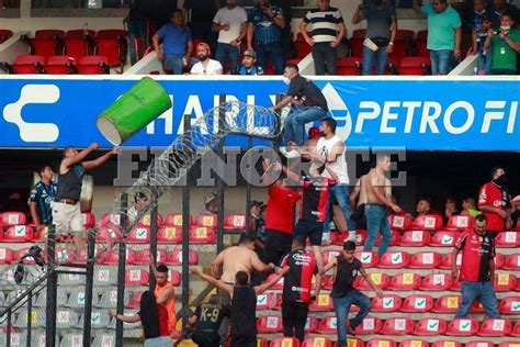 Lamentan En Rayados Violencia En Querétaro