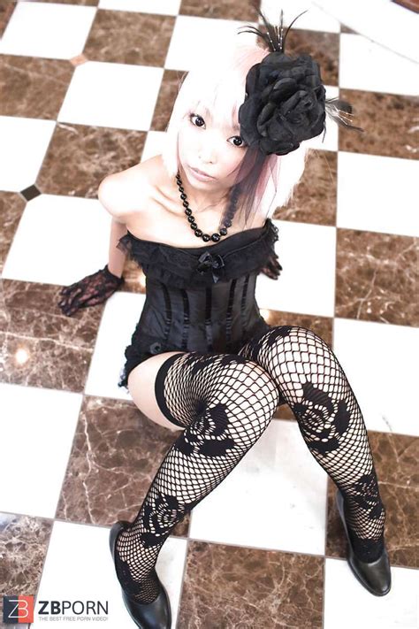 Japanese Cosplay Beauties Necoco ZB Porn
