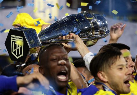 Boca Juniors Campe N As Fue Gran Festejo De Luis Adv Ncula Y Carlos