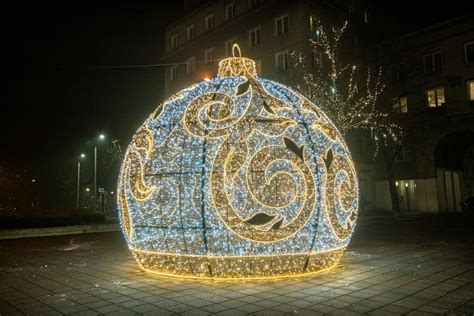 Nowa Huta wygląda pięknie Iluminacje świąteczne nie tylko w centrum